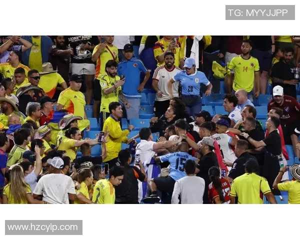 球星在激烈对抗中意外受伤倒地引发全场球迷紧张关注